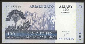 Madagascar 100 Ariary 2004 P86. Banknote