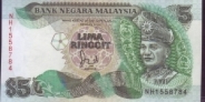 COMPLETE TYPE FOR JAAFAR HUSSIEN 5 RINGGIT
1. WITHOUT SILVER TREAD & CROSS
2. WITH SILVER TREAD & CROSS
3. WITH SILVER TREAD & WITHOUT CROSS Banknote