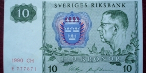 Sveriges Riksbank |
10 Kronor |

Obverse: King Gustaf VI Adolf (1882-1973) |
Reverse: Stylised Northern Lights and Snowflakes |
Watermark: Johan August Strindberg (1849-1912) Banknote