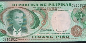 5 PESOS PHILIPPINES BAGONG LIPUNAN SERIES
ERROR BANKNOTE - MISALIGNED OVERPRINT
MARCOS - LICAROS SIGNATURE
 Banknote