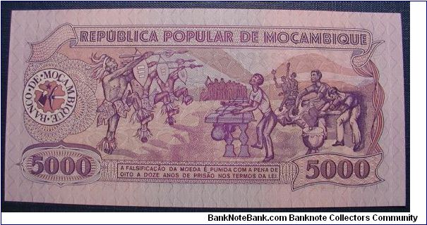 Banknote from Mozambique year 1988