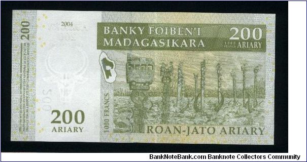 Banknote from Madagascar year 2004