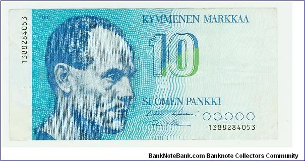 10 MARKKAA FROM FINLAND. THIS COLLECTION OF 300 NOTES IS NOW UP FOR SALE AS A PACKAGE. PLEASE HAVE A LOOK. THERE WILL BE SEVERAL VERY NICE AND VALUABLE BONUSES THAT GO TO THE NEW OWNER. Banknote