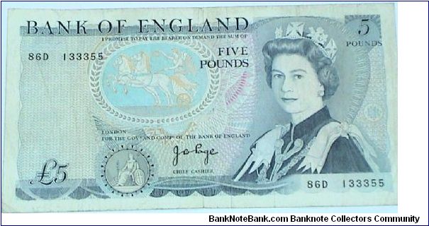 Duke of Wellington.5 Pounds.Page signature Banknote