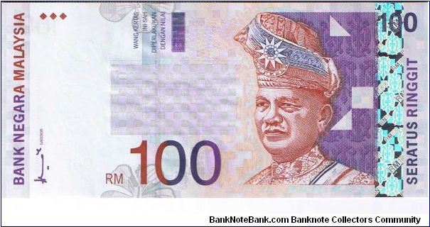 Malaysia 100 ringgit. Issued in 1998. Banknote