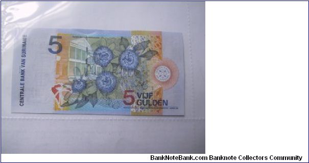 Banknote from Suriname year 2000