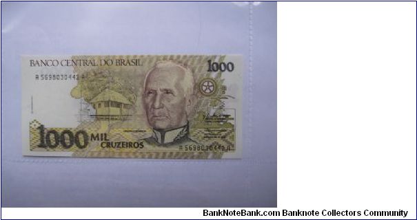 Brazil 1000 Cruzerios in UNC condition Banknote