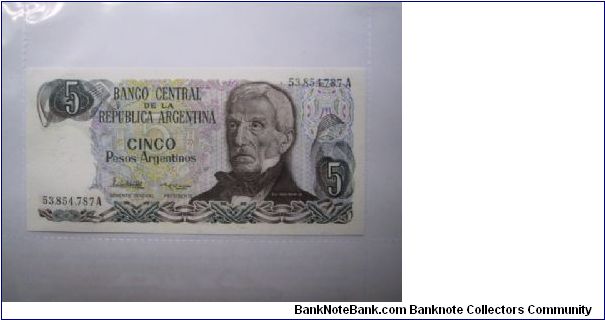 Argentina 5 Pesos banknote in UNC condition Banknote