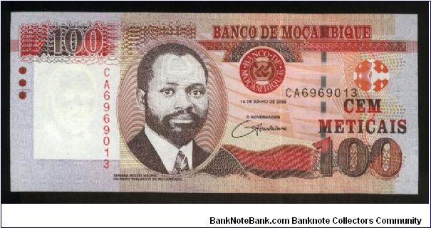 100 Meticais.

President Samora Moises Machel cameo at center left on face; giraffes at center on back.

Pick #NEW Banknote