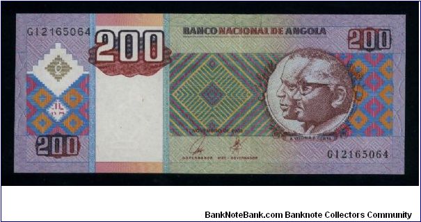 200 Kwanzas.

Portrait of conjoined busts of Jose Eduardo dos Santos and Antonio Agostinho Neto at right on face; view of Luanda and the Avenida 4 de Fevereiro at center, arms at lower left and mask at upper right on back.

Pick #148 Banknote