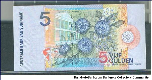 Banknote from Suriname year 2000