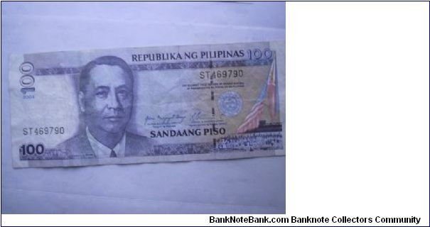 100 piso Banknote from the Phillipines. Banknote