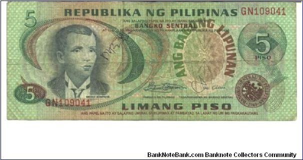 Like #143, 148

Green and brown on multicolour underprint. A. Bonifacio at left in brown and as watermark. Scene of the Katiunam organization on back.

Central Bank Seal Type 2. Overprint: ANG BAGONG LIPUNAN on watermark area, 1974-1985.

Signature 9 Banknote