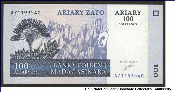 Madagascar 100 Ariary 2004 P86. Banknote