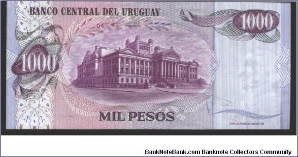 Banknote from Uruguay year 1974