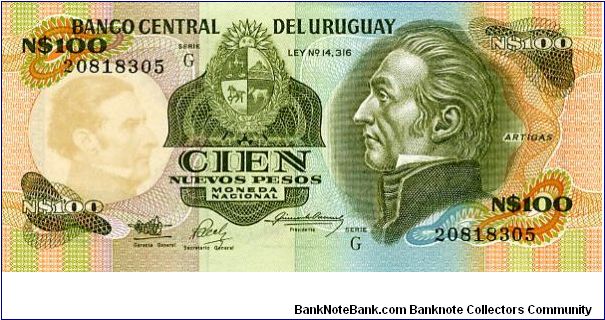 100 New Pesos
Green/Orange/Mauve
Coat of Arms & J G Artigas
Goverment building
Series G
Security thread
Watermark J G Artigas Banknote