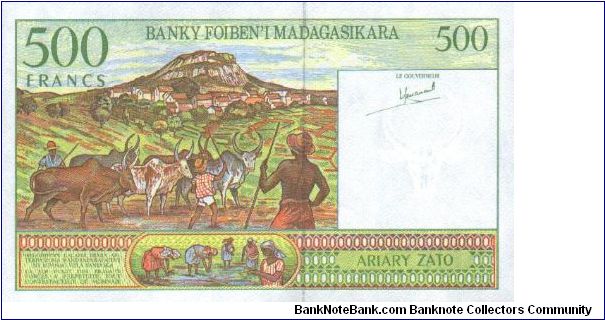 Banknote from Madagascar year 1994