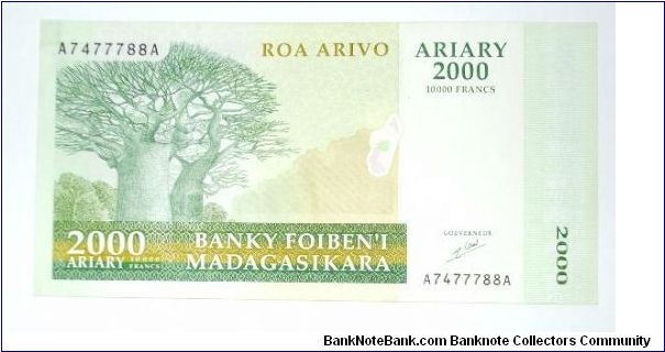 Banknote from Madagascar year 2003