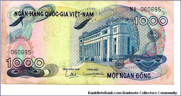 South Vietnam

1,000 Dong
Green/Blue/Red 
National Bank Building
Geometric pattern
Security thread
Wtrmrk Tran Hung Dao Banknote