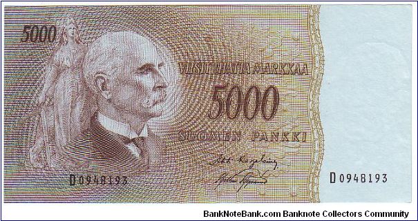5000 markkaa Serie D
This note is made of 1962 Banknote