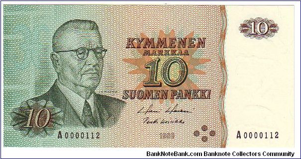 10 Markkaa Serie A
	
Rare (A small number)

Banknote size 142 X 69mm (inch 5,59 X 2,72)

This note is made of 1980 Banknote