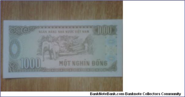 Banknote from Vietnam year 1988