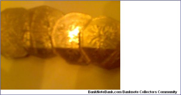 4 pice of one dinar Banknote