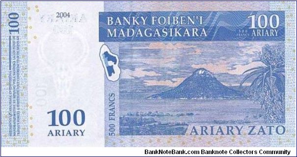 Banknote from Madagascar year 2004