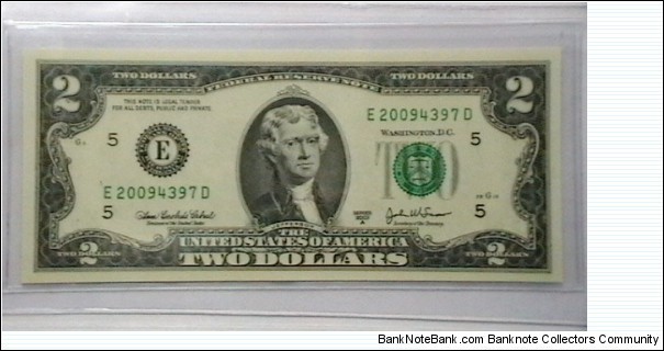 US 2 Dollar collectors note district E 2003 series A, The serial number starts with the year that it was printed Banknote