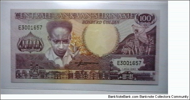 Suriname 1986 100 Gulden KP# 43  Banknote
