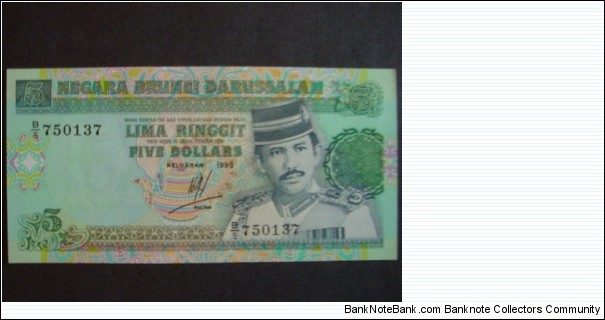 five dollars Banknote