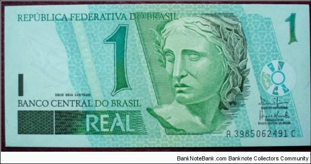 Banco Central do Brasil |
1 Real |

Obverse: Effigy The Republic, portrayed as a bust |
Reverse: Sapphire-spangled Emerald Hummingbird and Beija-flor |
Watermark: Flag of Brazil Banknote