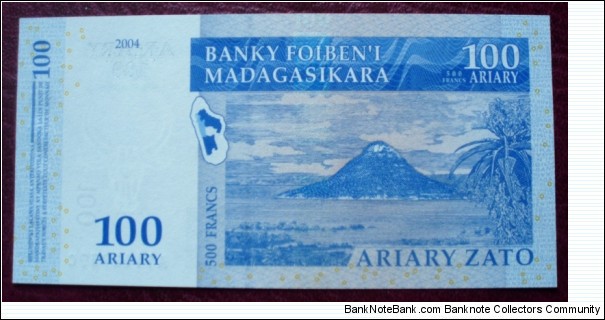 Banknote from Madagascar year 2004