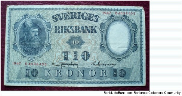 Sveriges Riksbank |
10 Kronor |

Obverse: King Gustav Vasa (1496-1560) |
Reverse: The Swedish Small Coat of Arms |
Watermark: Gustav Vasa Banknote