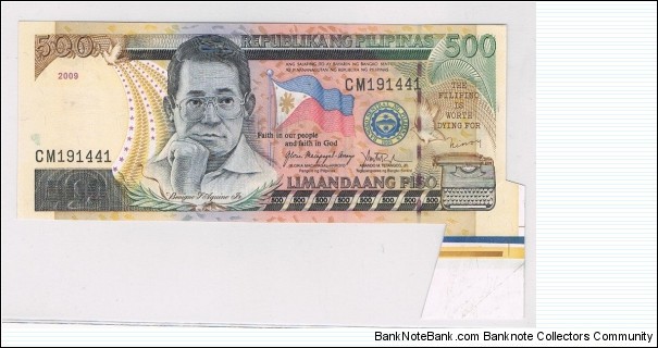 PHILIPPINES 500 PESOS ERROR UNDER GLORIA MACAPAGAL ARROYO ADMINISTRATION , CUT ERROR Banknote