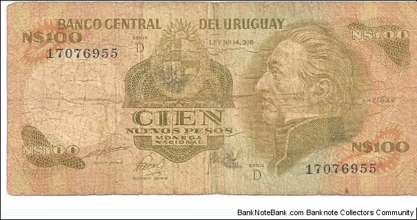 P62b - 100 Nuevos Pesos 
Series - D Banknote