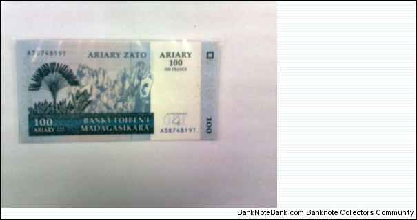 100 ariary Banknote