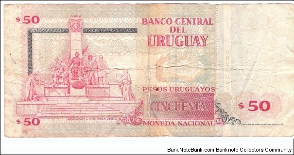 Banknote from Uruguay year 2003