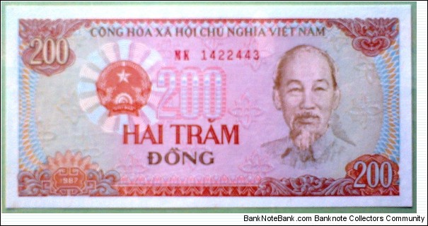 200 Ðồng, Ngân Hàng Nhà Nu'ớc Việt Nam (State Bank of Vietnam); 
Ho Chi Minh / Tractor Banknote