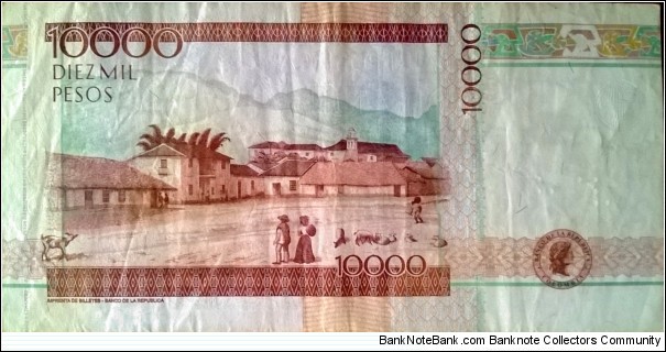 Banknote from Colombia year 2010