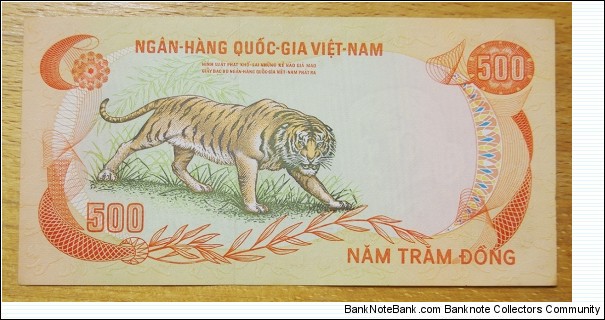 Banknote from Vietnam year 1972