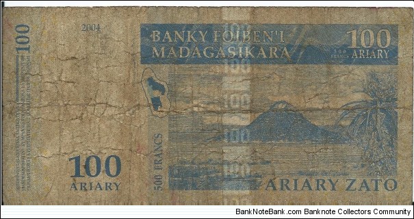 Banknote from Madagascar year 2004