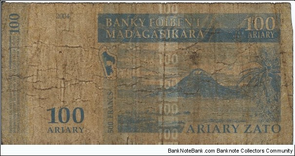 Banknote from Madagascar year 2004