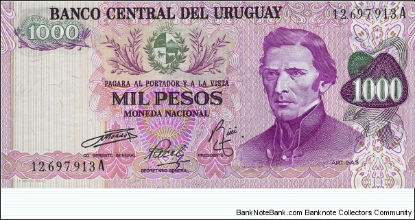 URUGUAY 1000 Pesos
1974 Banknote