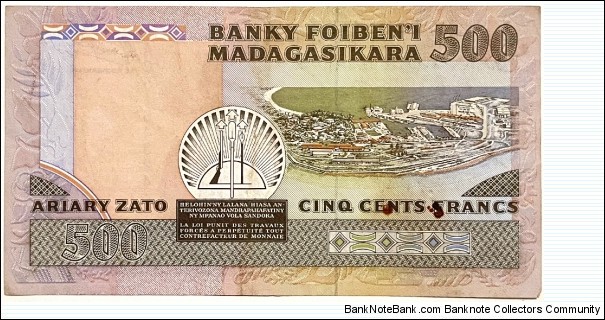 Banknote from Madagascar year 1988